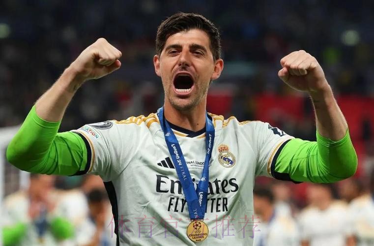 纳斯里:库尔图瓦就像是超人 能扑出所有的射门 纳斯里:库尔图瓦就像是超人 能扑出所有的射门